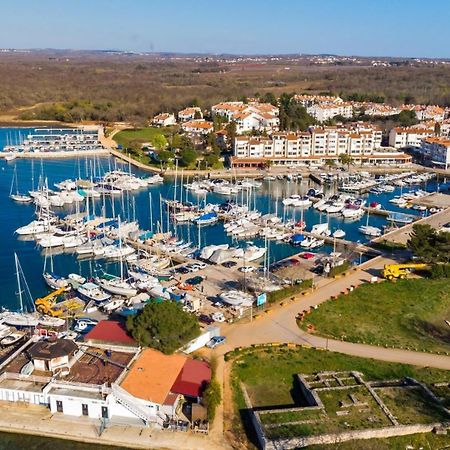 Rona Holiday Home Ana Porec Esterno foto