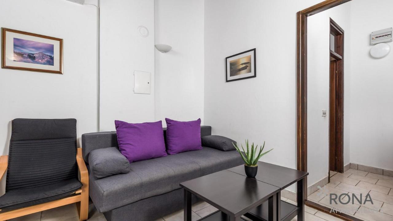 Rona Holiday Home Ana Porec Esterno foto