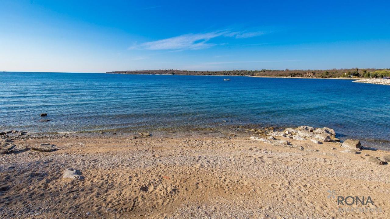 Rona Holiday Home Ana Porec Esterno foto
